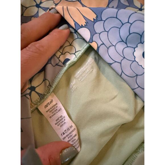 Aerie Printed Crossover High Cut Cheeky Bikini Bottom size large - Picture 4 of 4